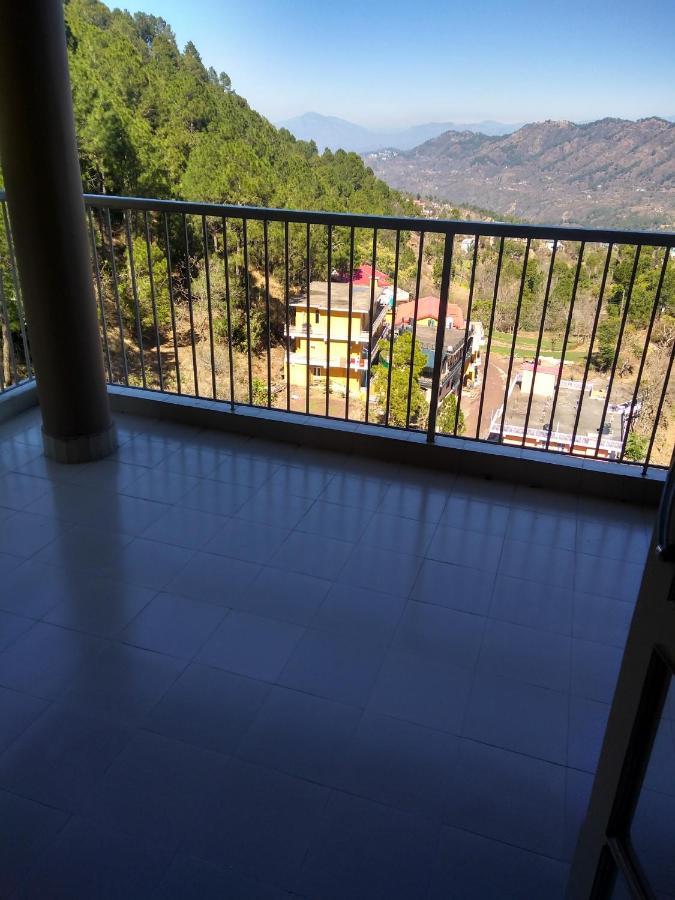 Terrace Retreat Bed & Breakfast Kasauli Exterior foto